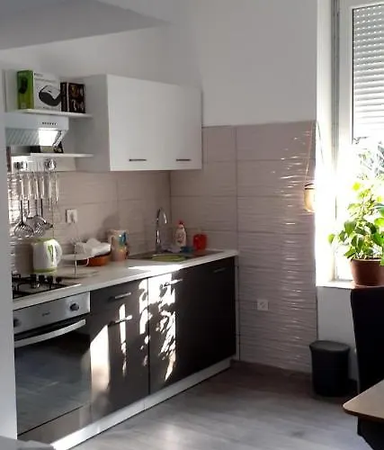 Valbona 1 Apartamento *